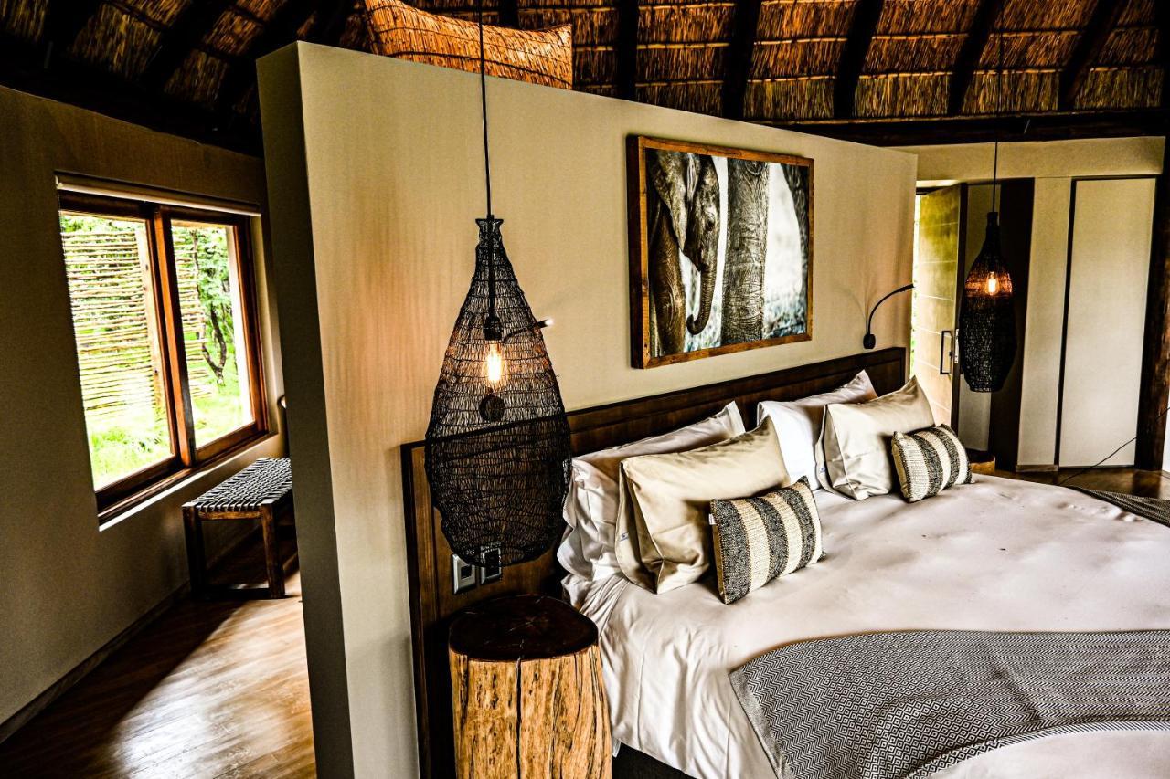 Laluka Safari Lodge - Welgevonden Vadrezervátum Kültér fotó